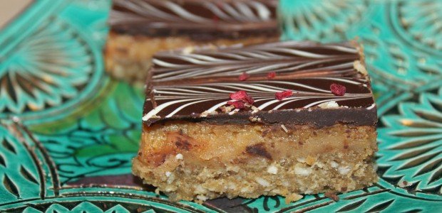 Shortbread millionare med karamel og chokolade Shortbread millionare med karamel og chokolade